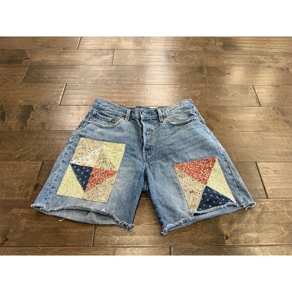 Levis 501 Denim Womens Floral Patchwork 150 Anniversary Edition Jean Shorts 32 - Picture 2 of 13